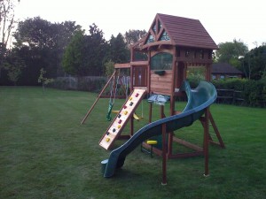 Selwood Big Backyard Crestwood Lodge