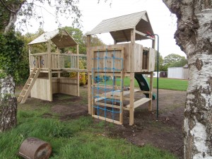 Climbing Frame Installation Team