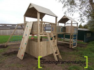 The NI Play Crazy Double Tower Climbing Frame