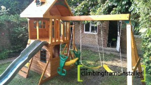 Selwood Ridgeview Deluxe Wooden Climbing Frame Climbing Frame Erection and Maintenance Team