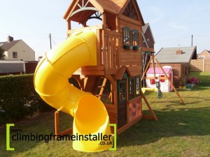 Selwood Goldenridge Climbing Frane Climbing Frame Erection Team