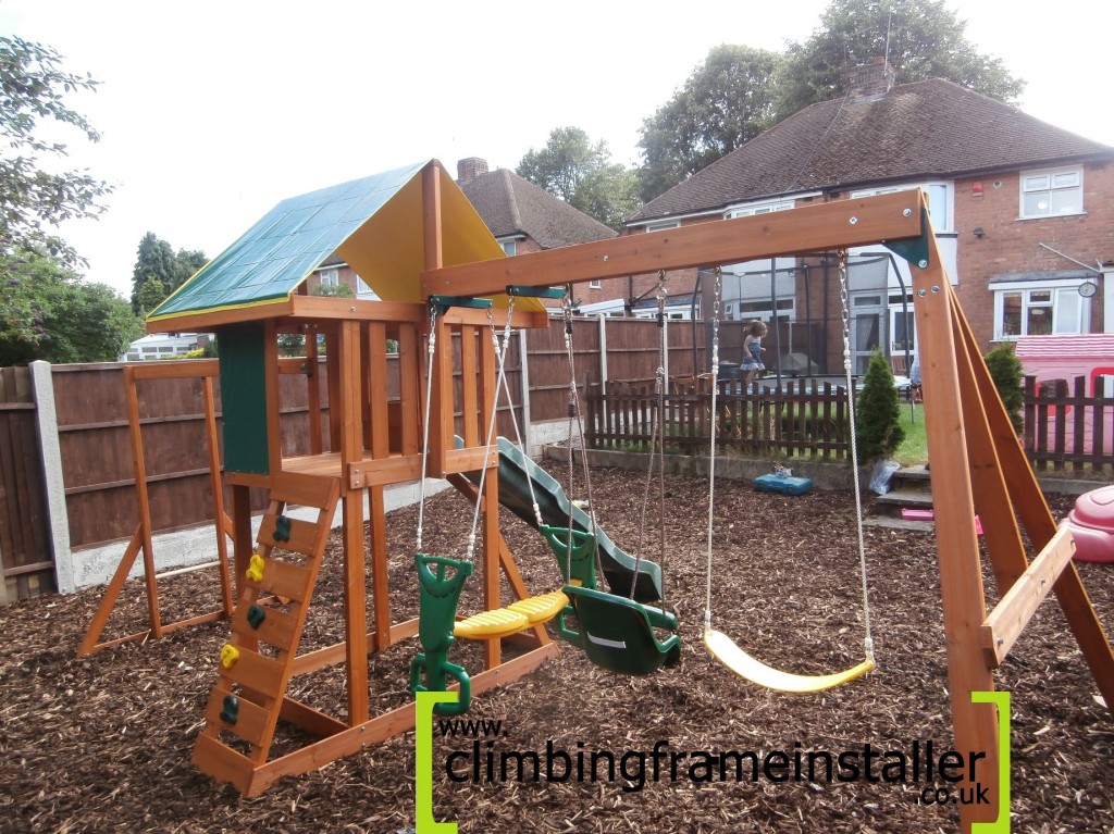 Climbing Frame Erection Team 