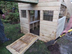 Climbing Frames with Enclosed Play Cabins