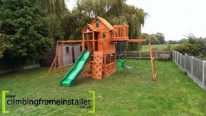Comparing the Selwood Skyfort to the PlayCrazy Double Tower Climbing Frame