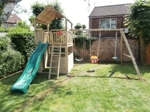 The Play Crazy Bambi Single Tower Climbing Frame