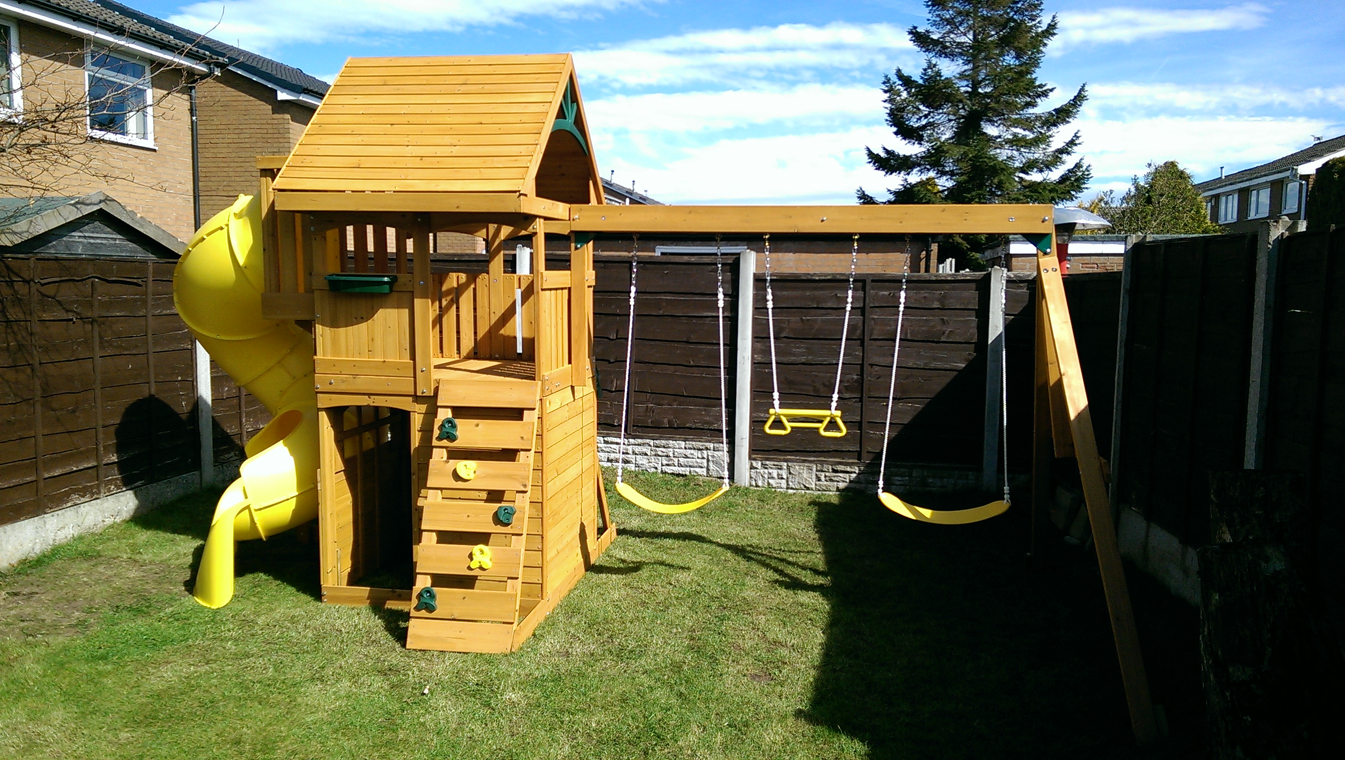 The Selwood Grandview Climbing Frame