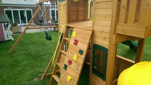 Clarington Resort Costco Climbing Frame Installation 