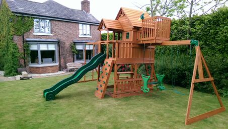 The Skyfort Climbing Frame, Selwood Products