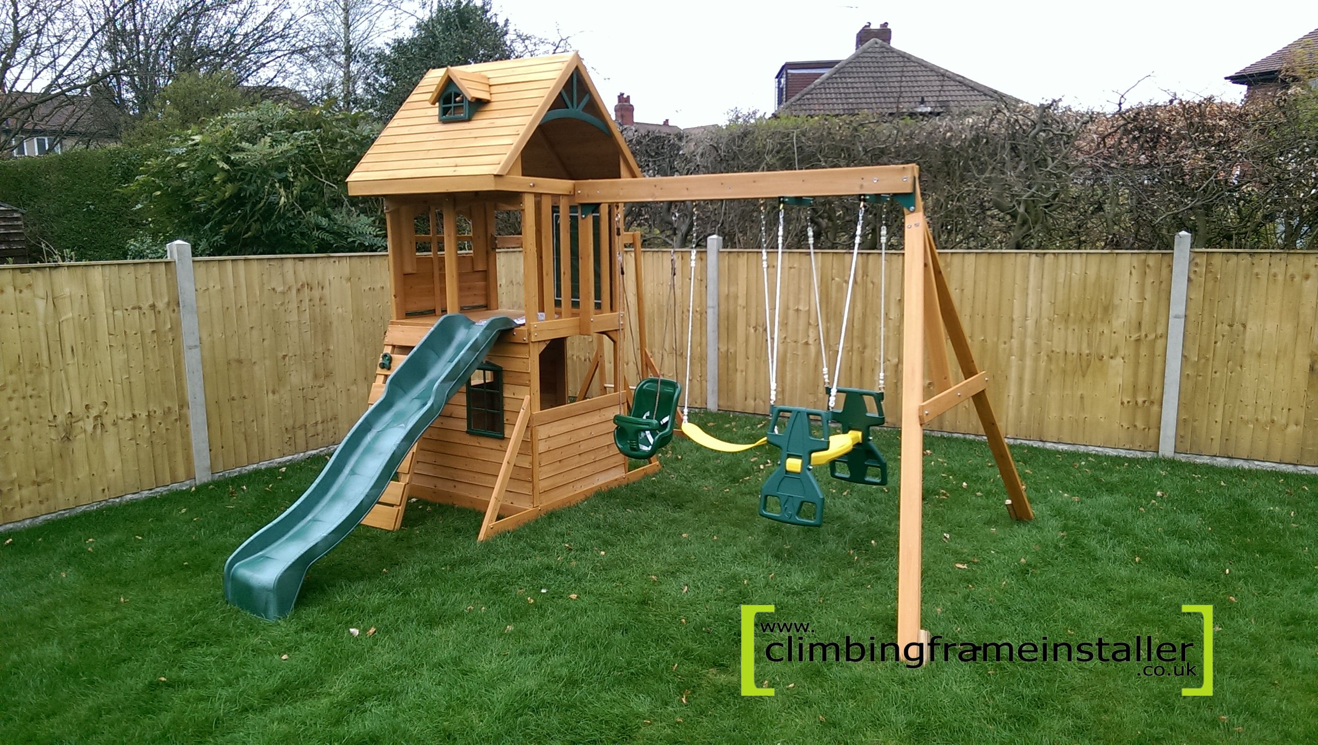 The Selwood Ridgeview Deluxe Climbing Frame