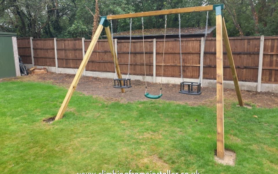 Commercial 3 position swing set